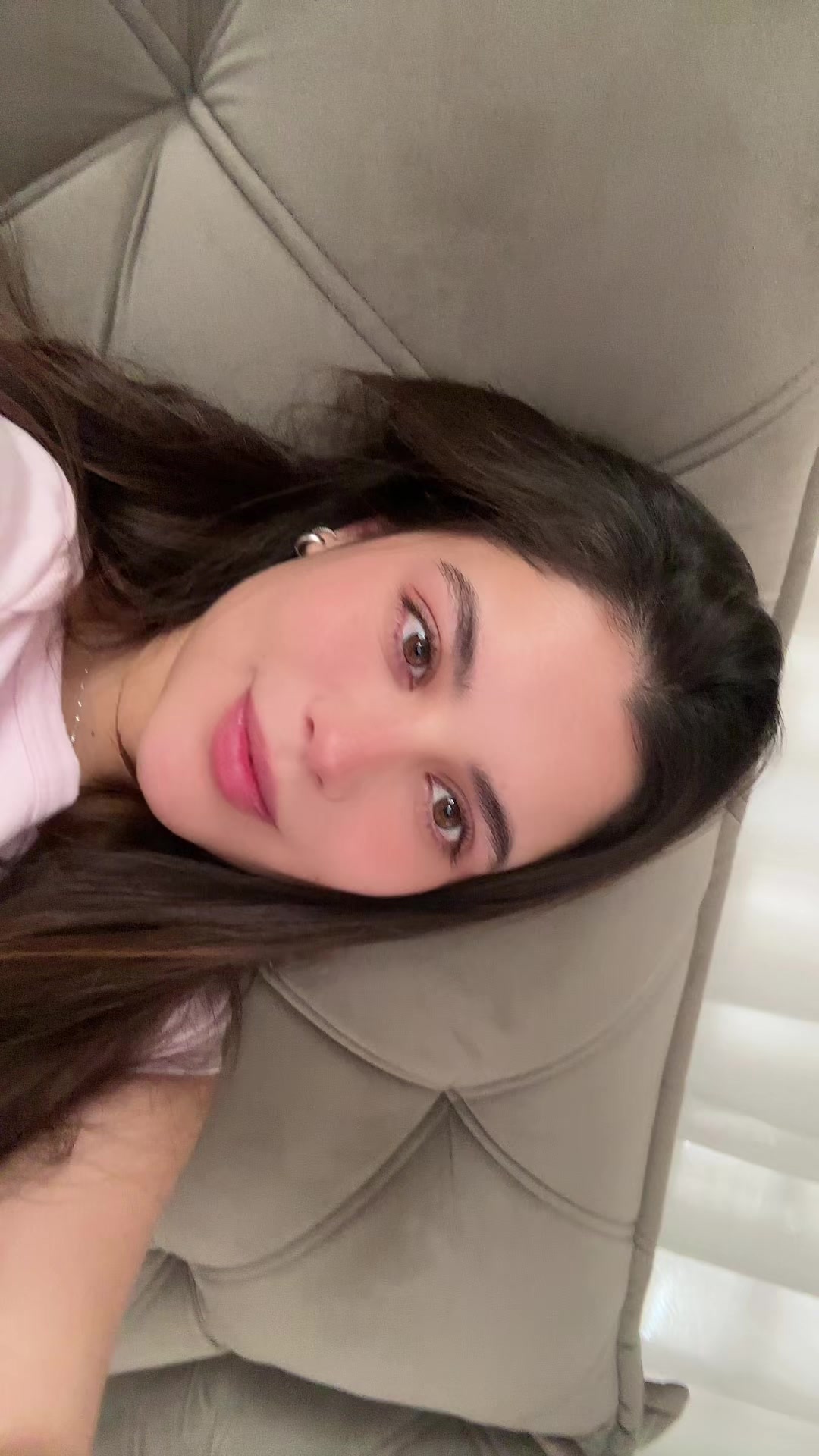 @laura