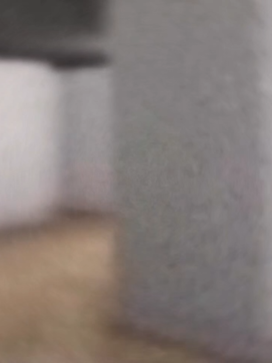 @￴