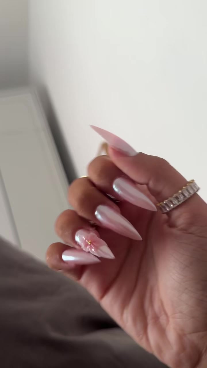 @Nelia