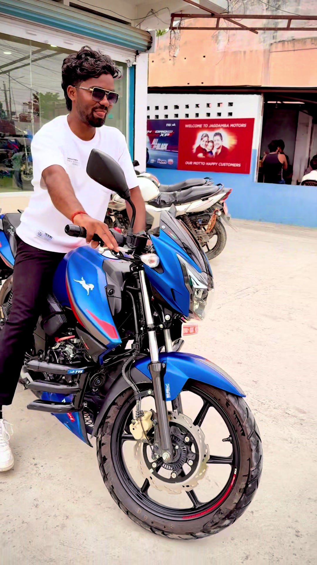 @Anoj ๐ซu Nepal ๐ณ๐ต $ ๐ฐ๐ท