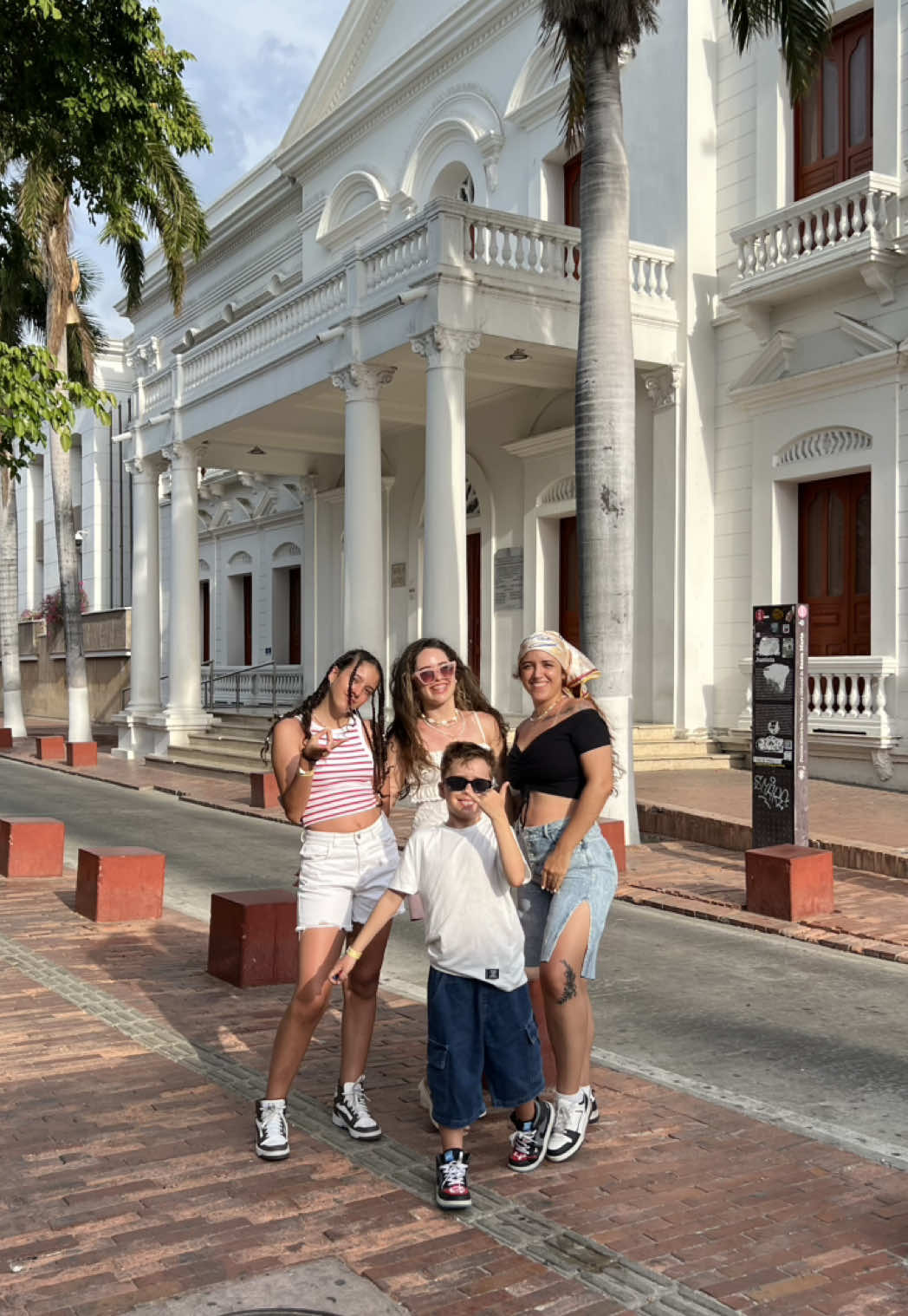 @Mar&iacute;a Maldonado🍓✨