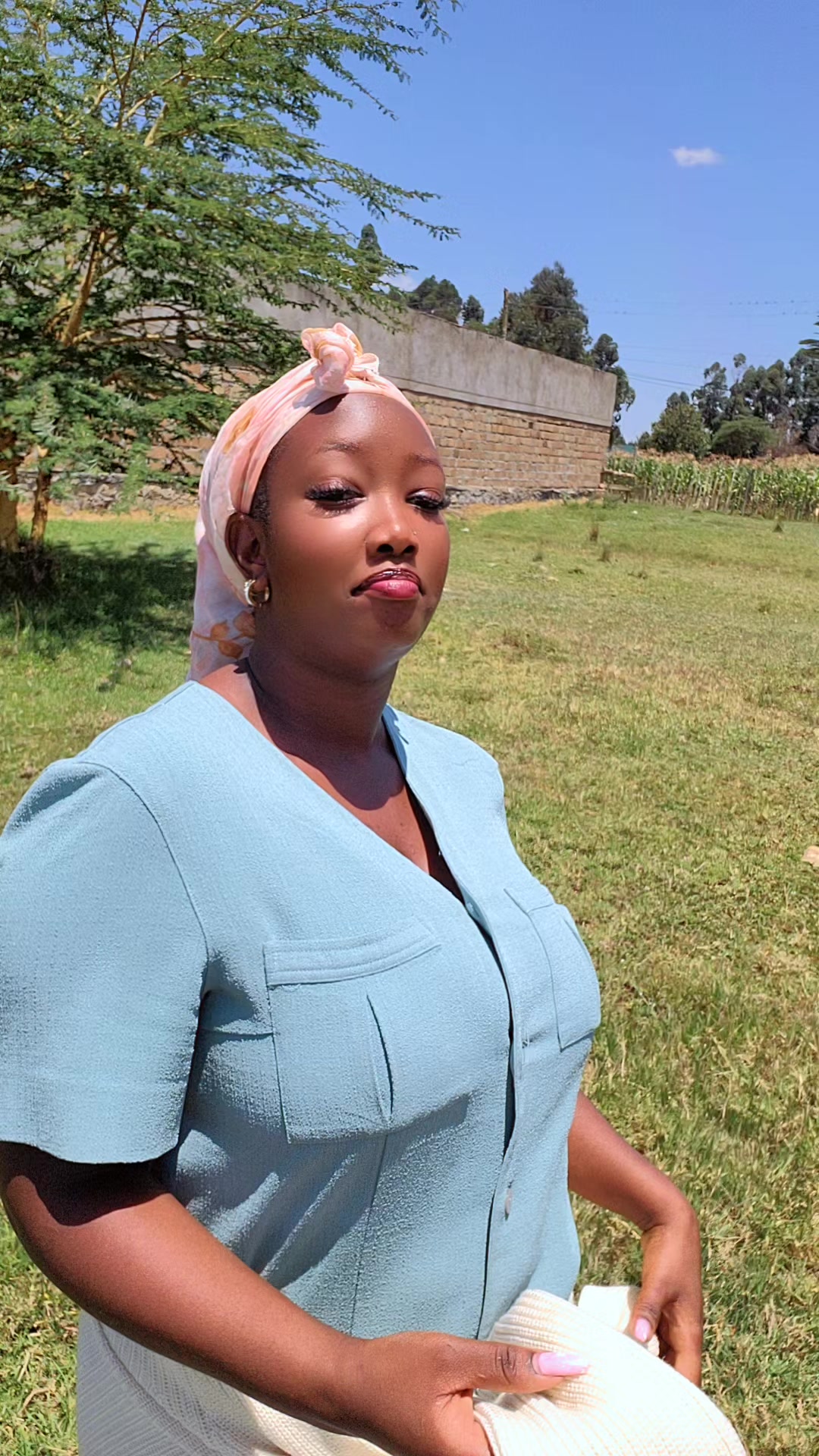 @Claudia tenai🇰🇪