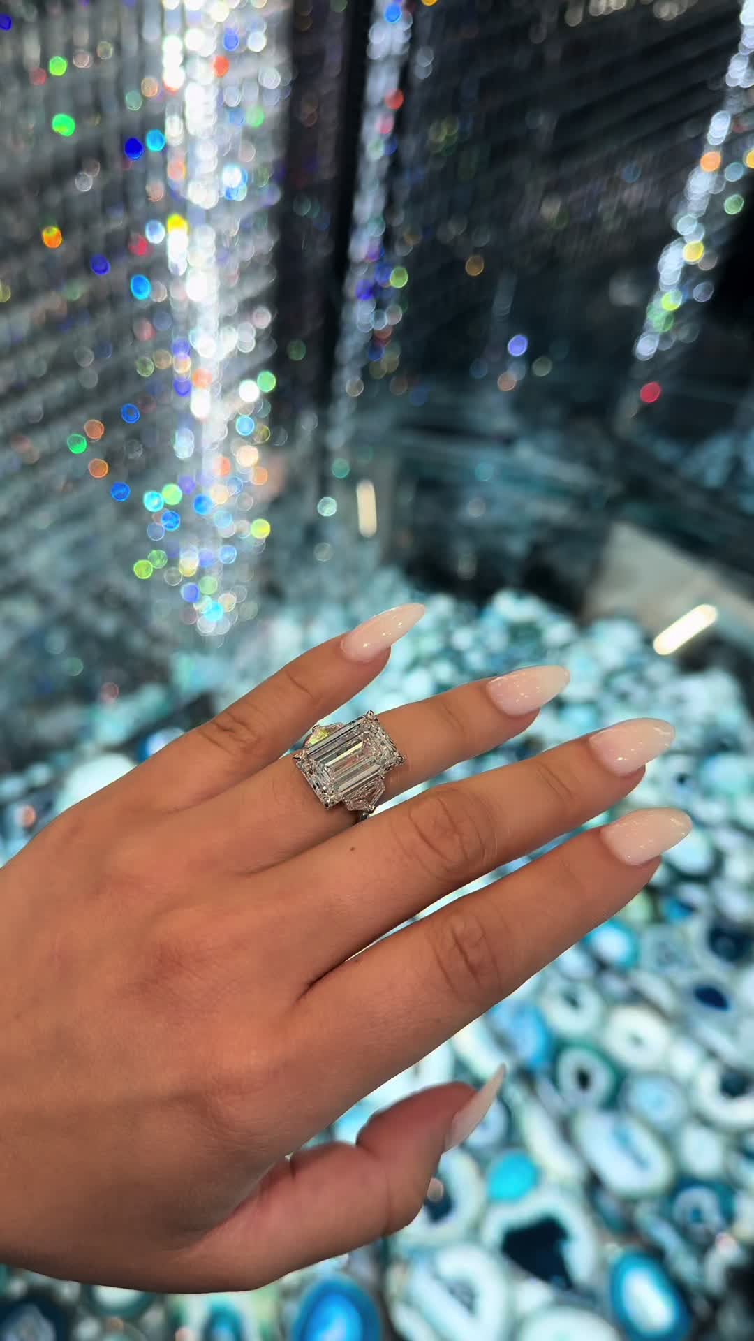 @Victoria Pristine💎
