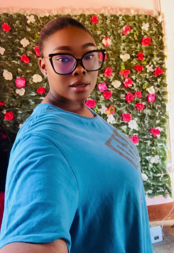 @Lauraine Laura💕❤️😍🥰