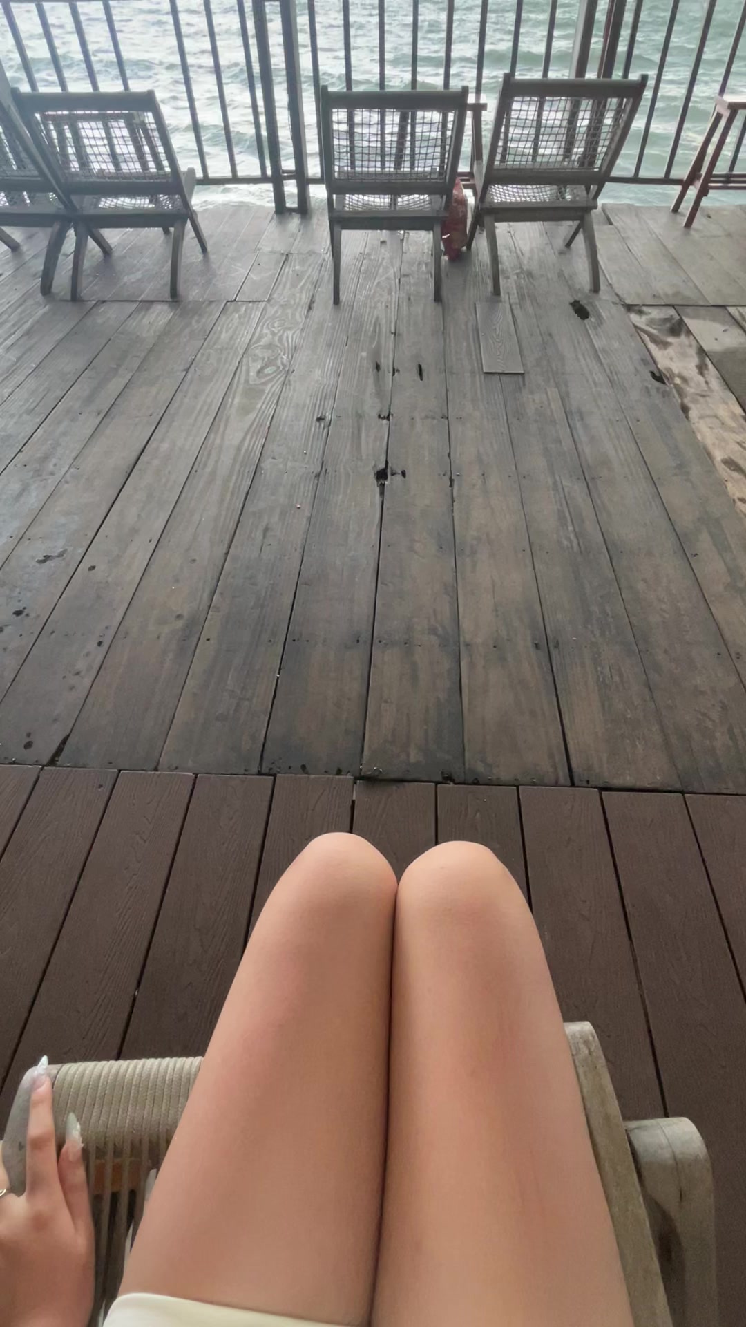 @Y.