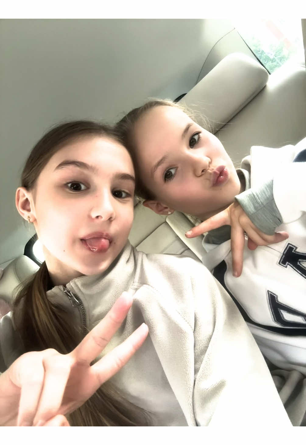 @😜