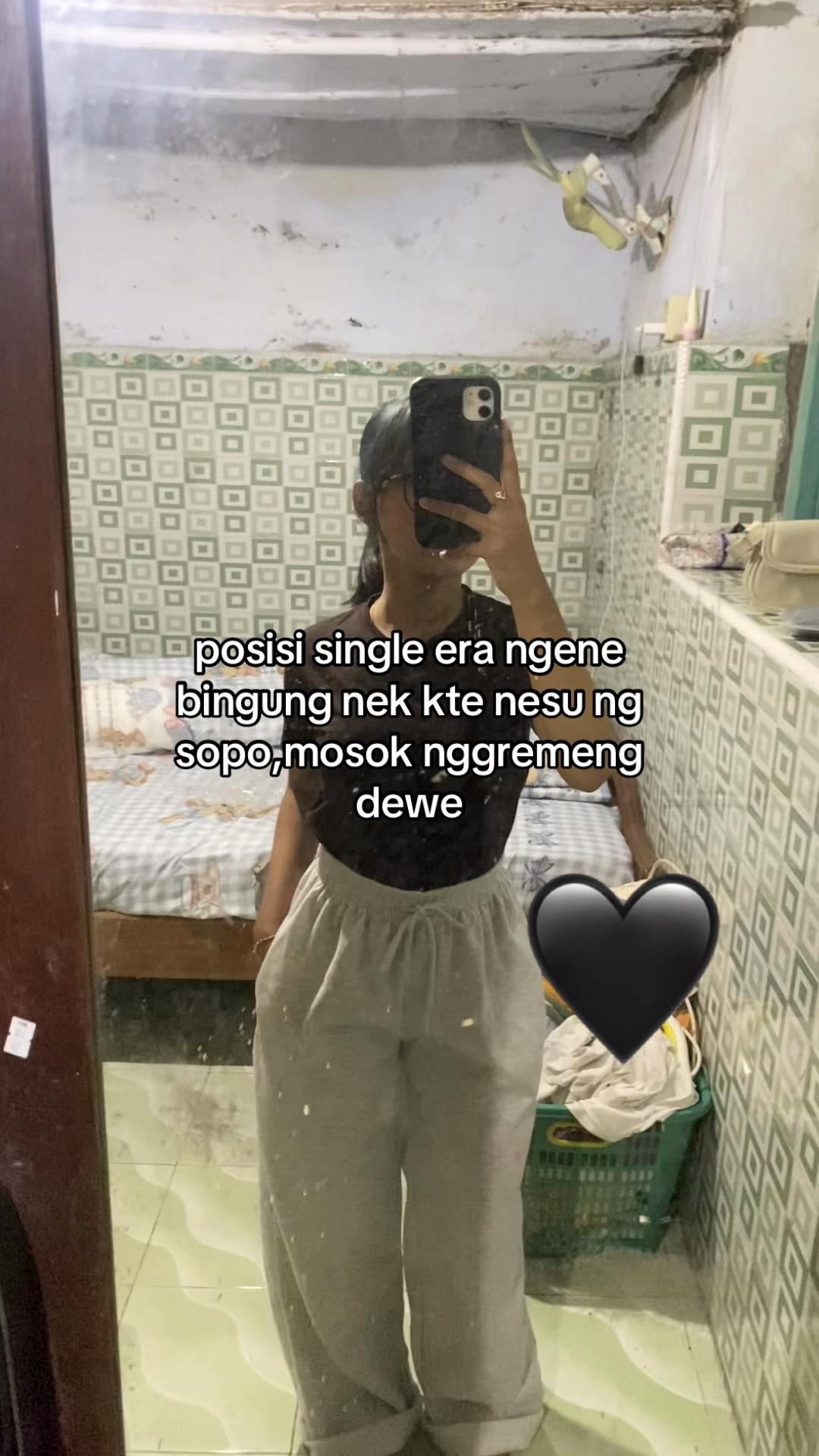 @mmm