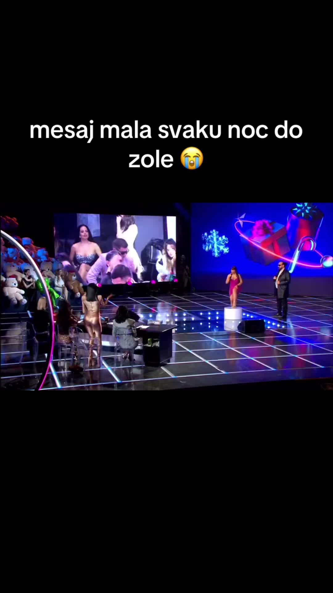 @&Scaron;izofrena&ensp;Lutkica