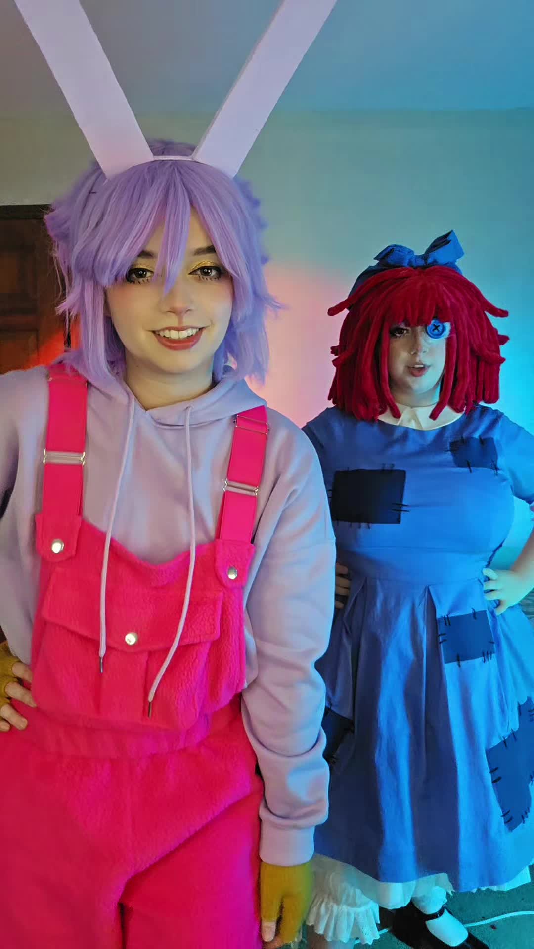 @ʙᴜɴɴɪ 🐇 🔜 Momocon