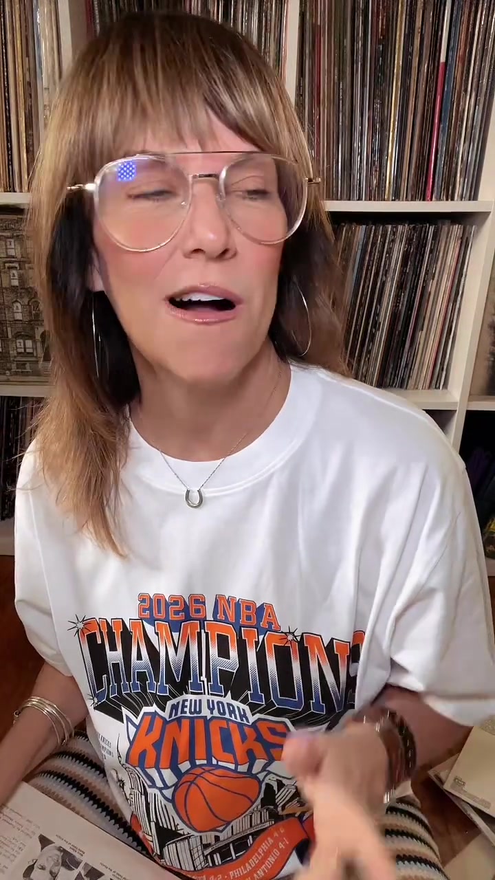 @Heather ✨The Vinyl Chick