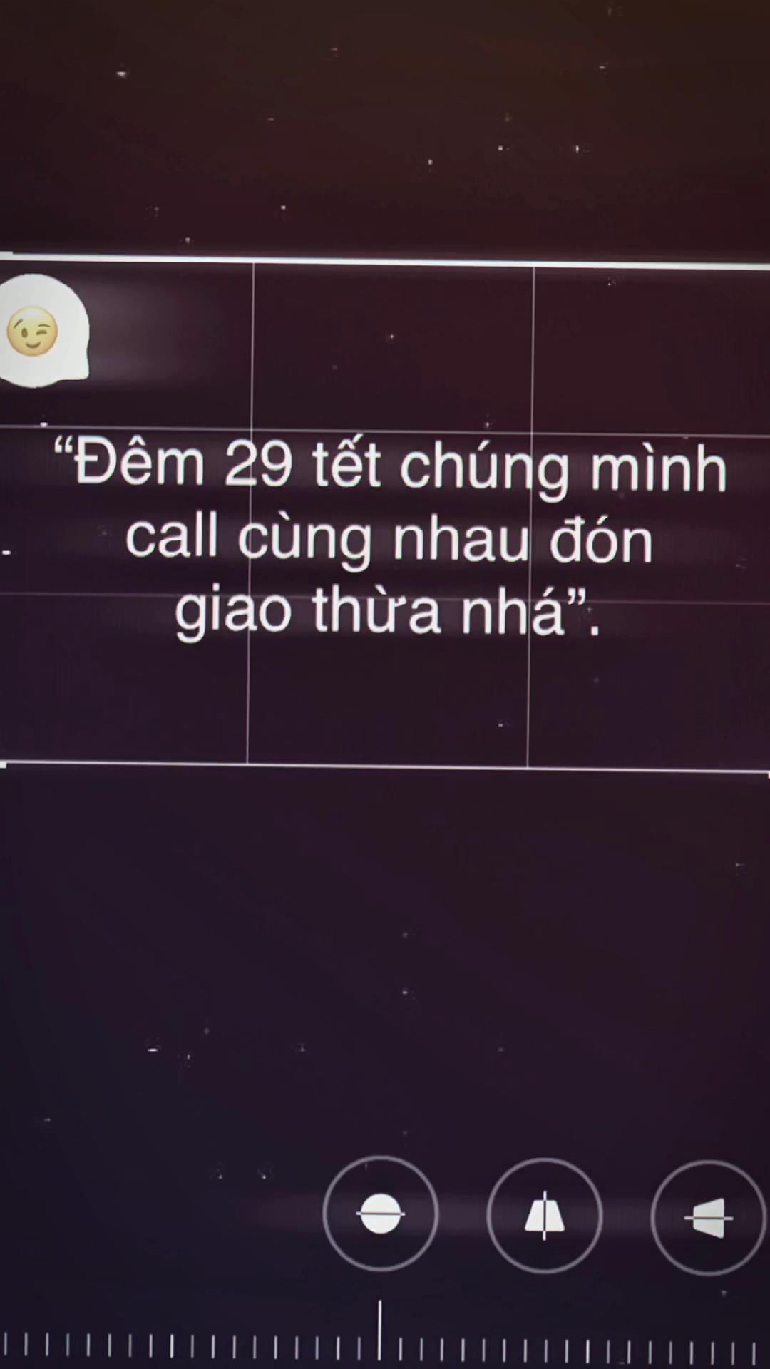 @Đinh tr&ecirc;n đường t&agrave;u.