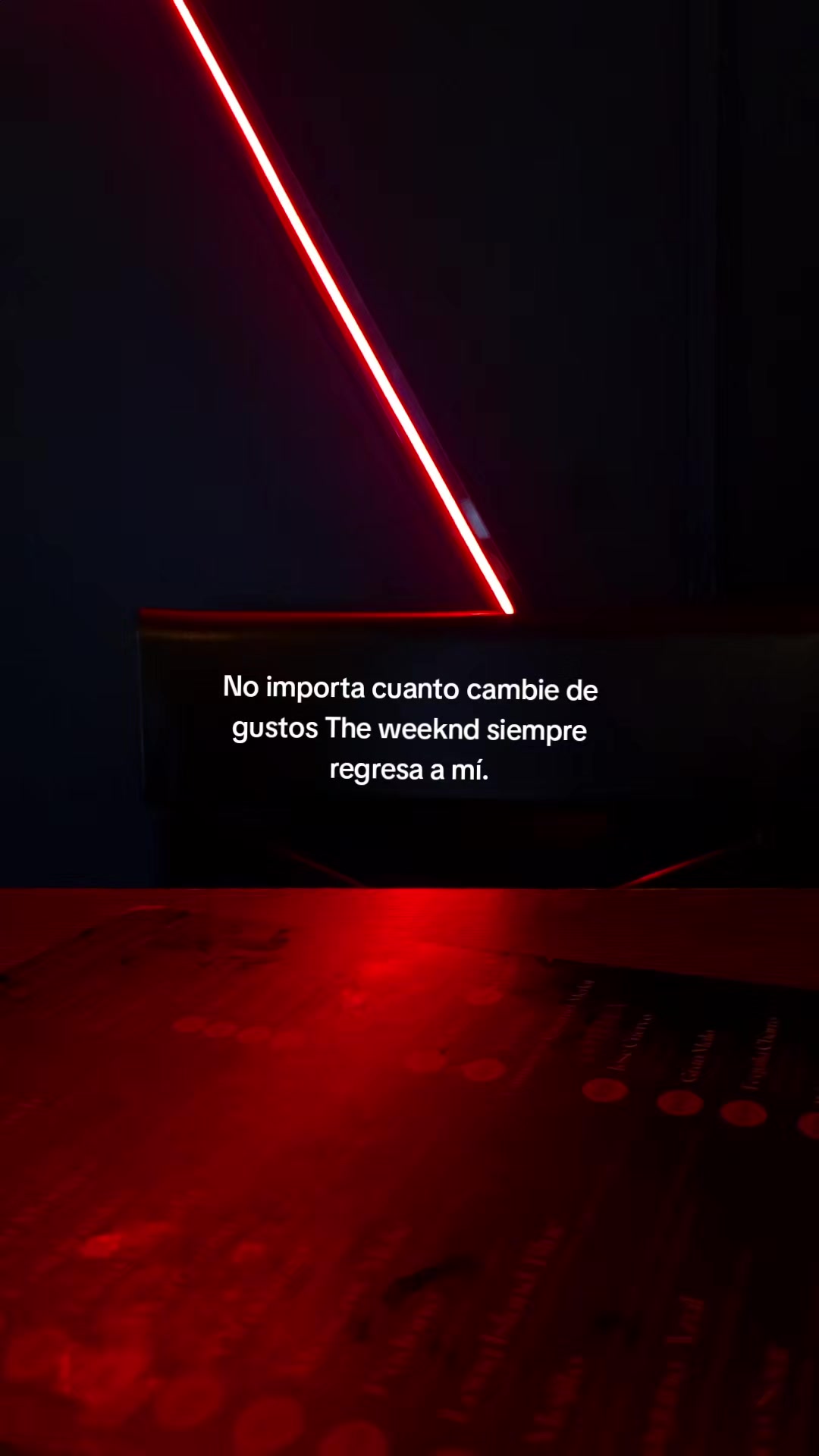 @Alex🪐