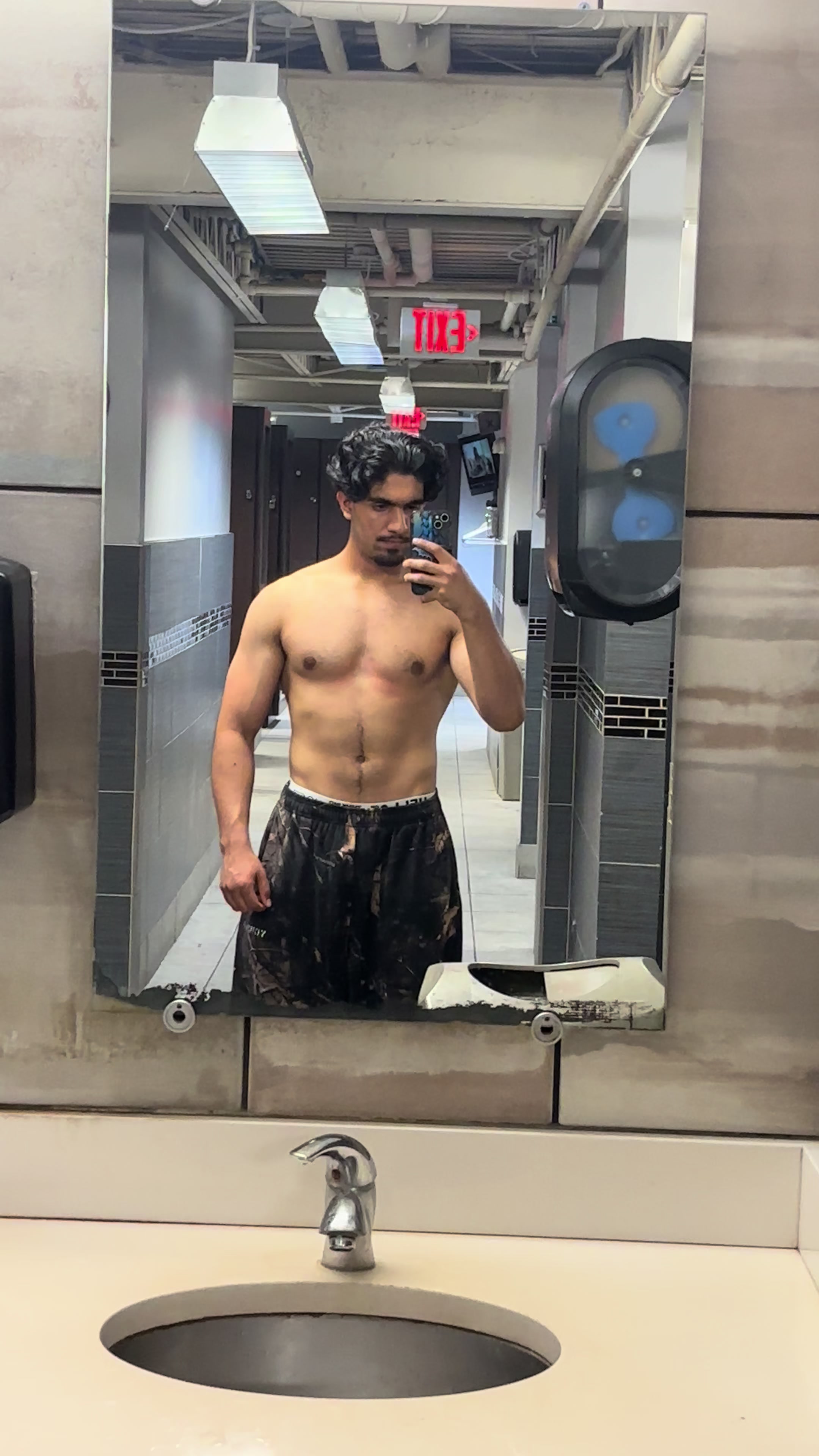 @Physique by sho
