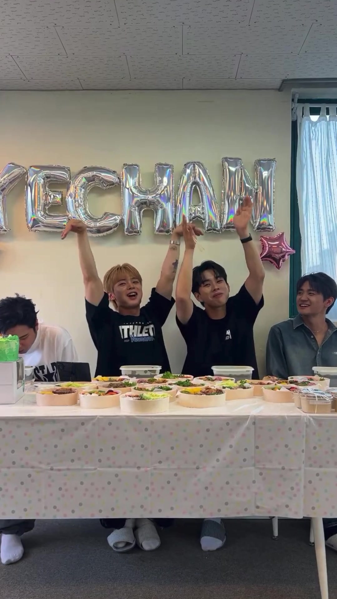 @STAN LUCY (๑&bull;᎑< ๑)♡
