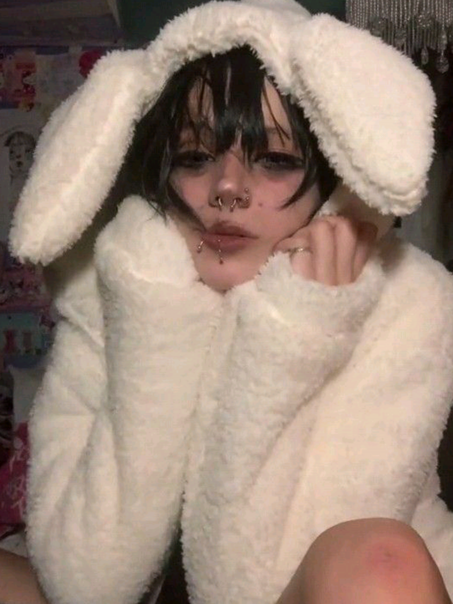 @๐๐ฉ๐๐ก๐ข๐ท (Poppy's Version)