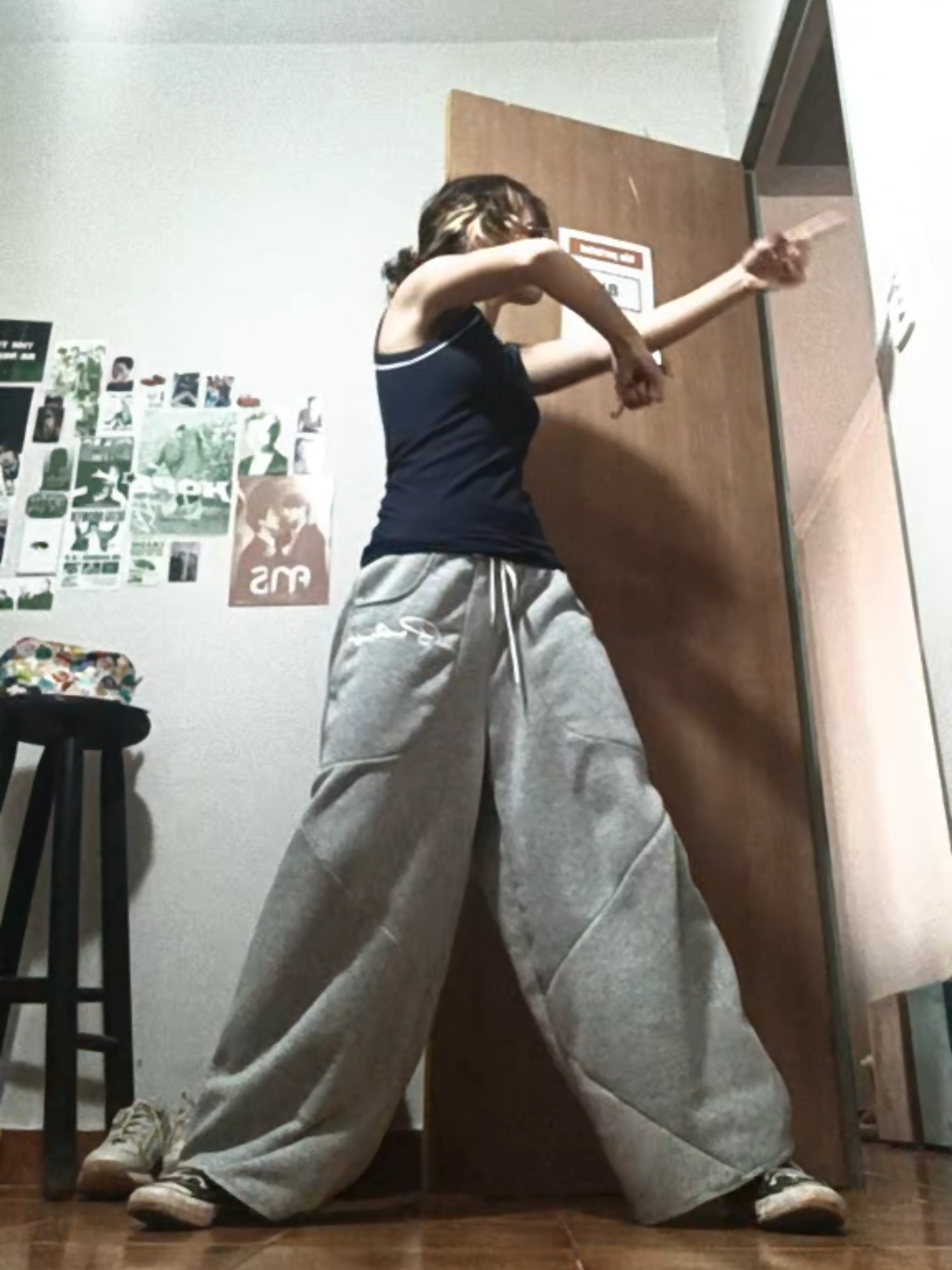 @Jyzi