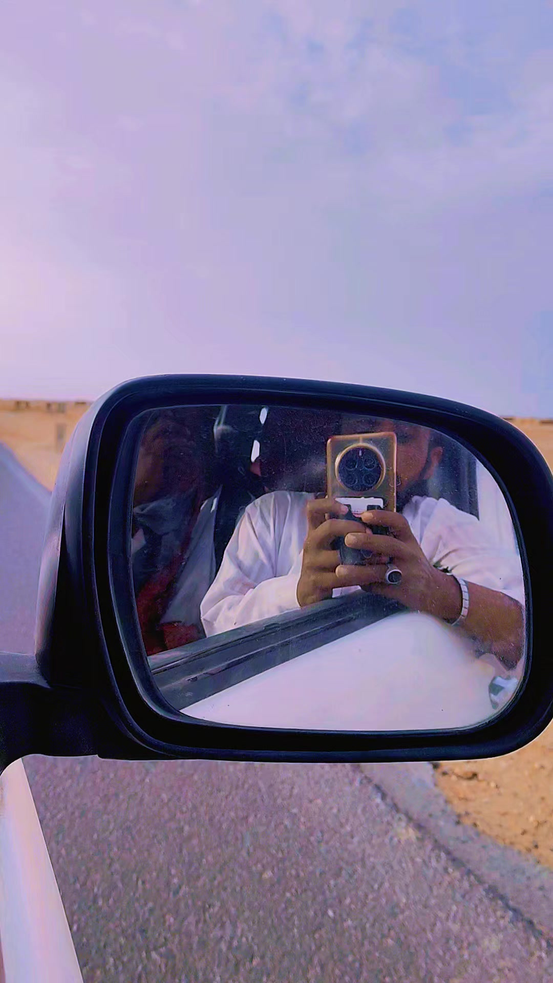 @خال نون