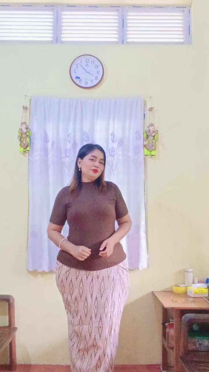 @Sandar_Thein_Official