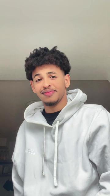 @Emraan🇸🇴🇩🇪