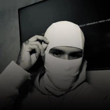 @Elekø