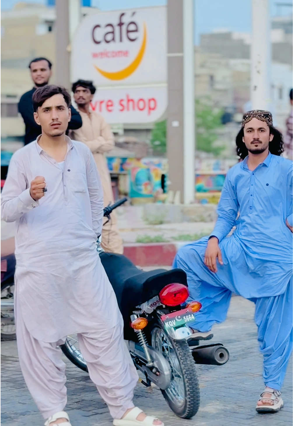 @خانی 💸