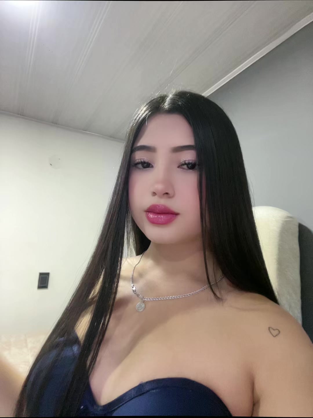 @danis229419