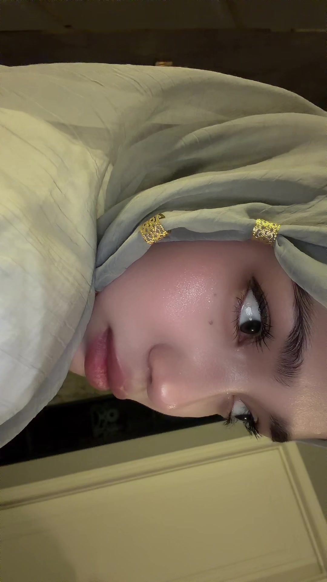 @Darling_