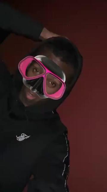 @Naanoow 🇸🇴+🆎