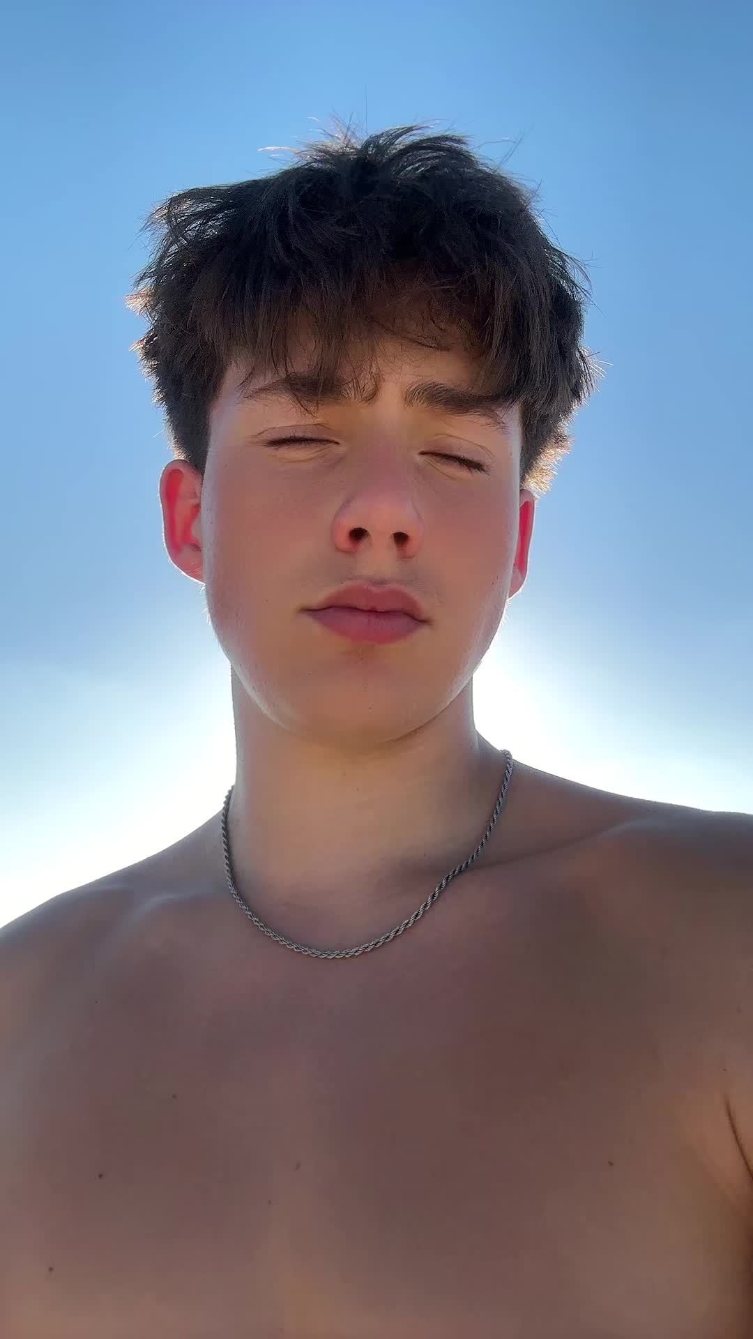 @cyrylo_