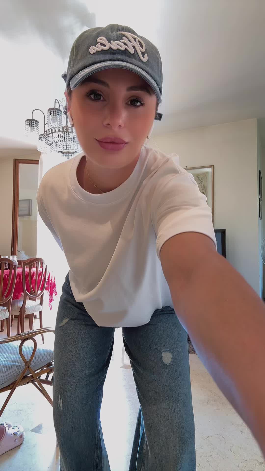 @ნინა