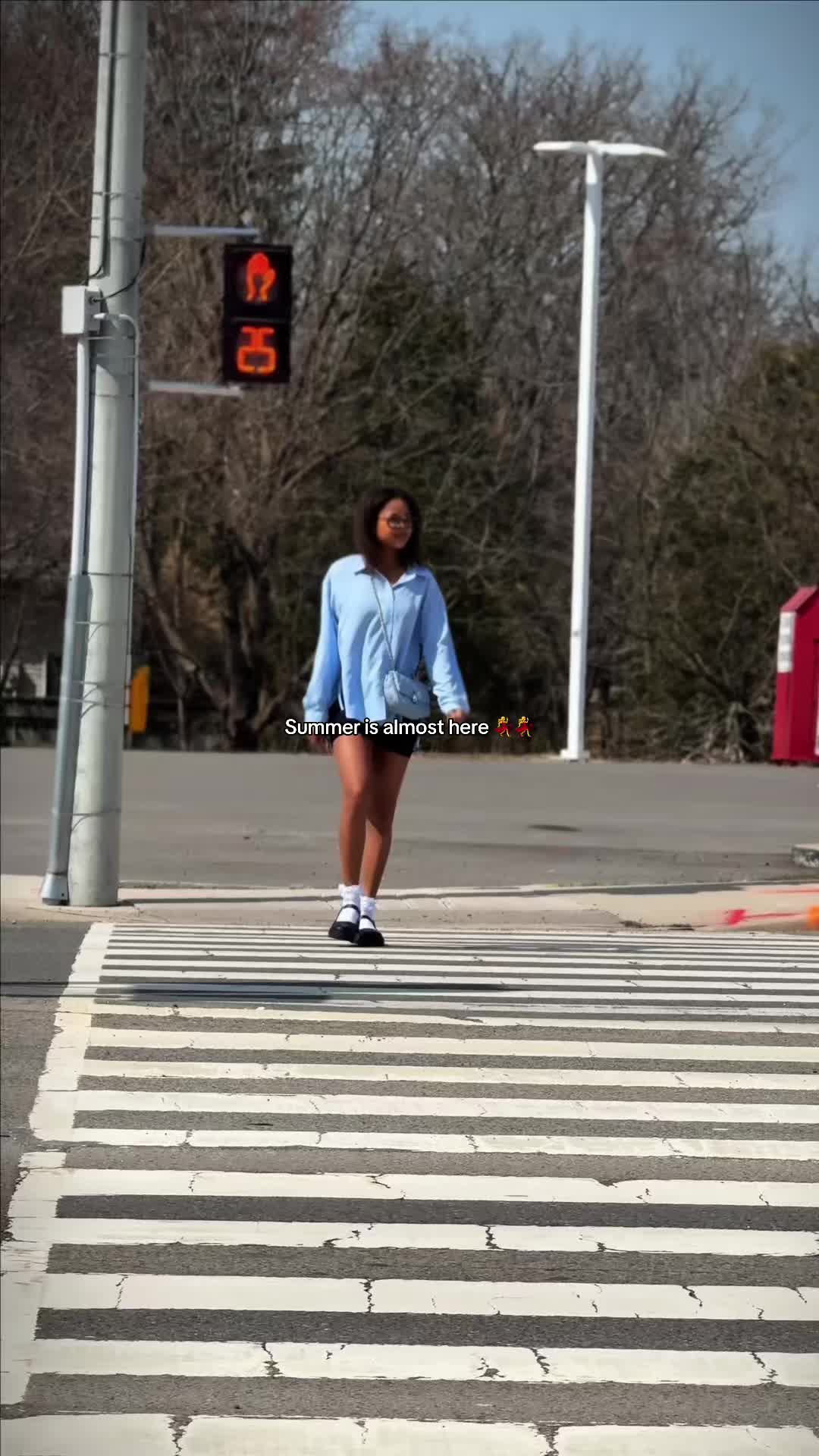 @callmeHolla