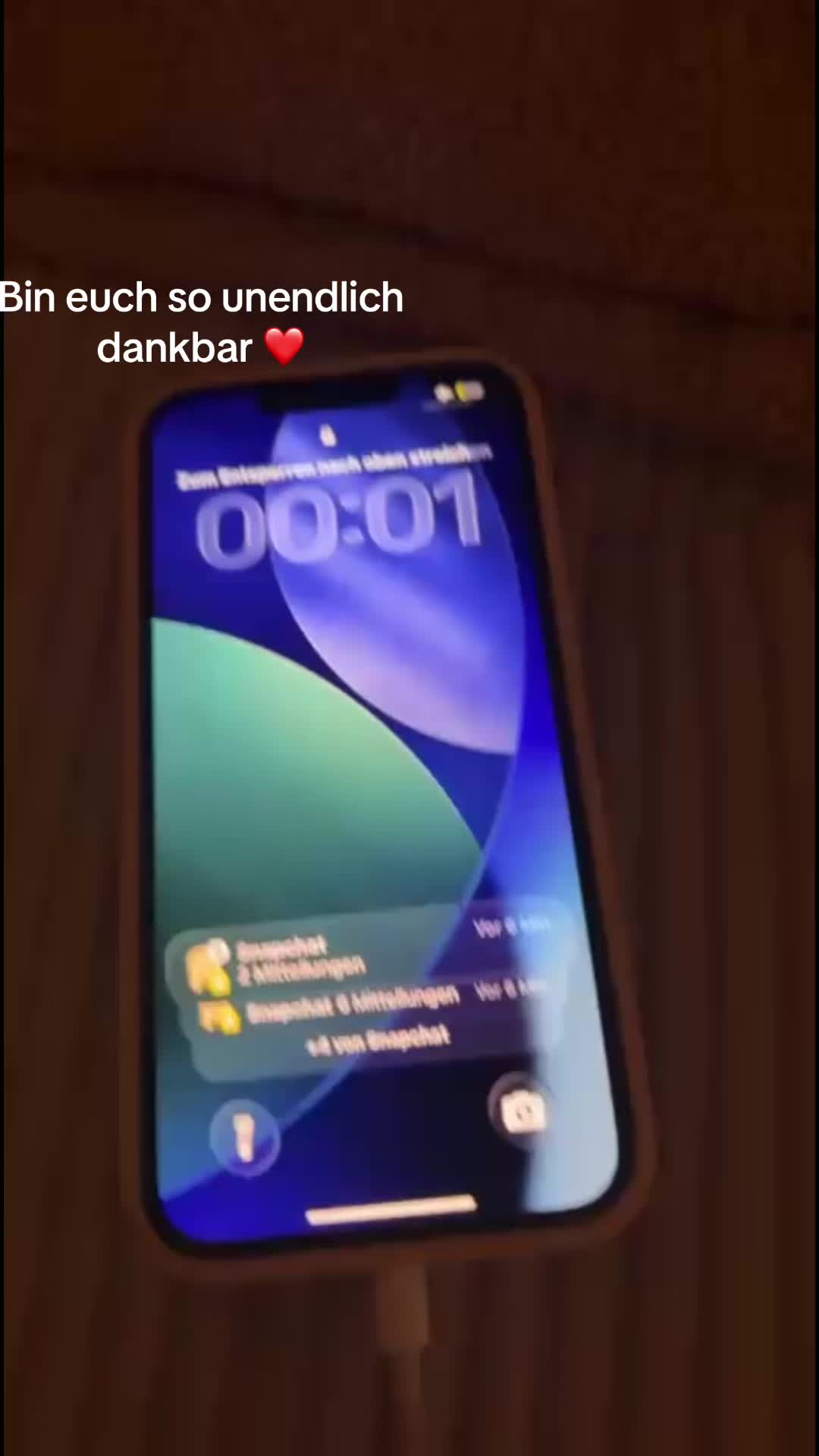 @Emxly