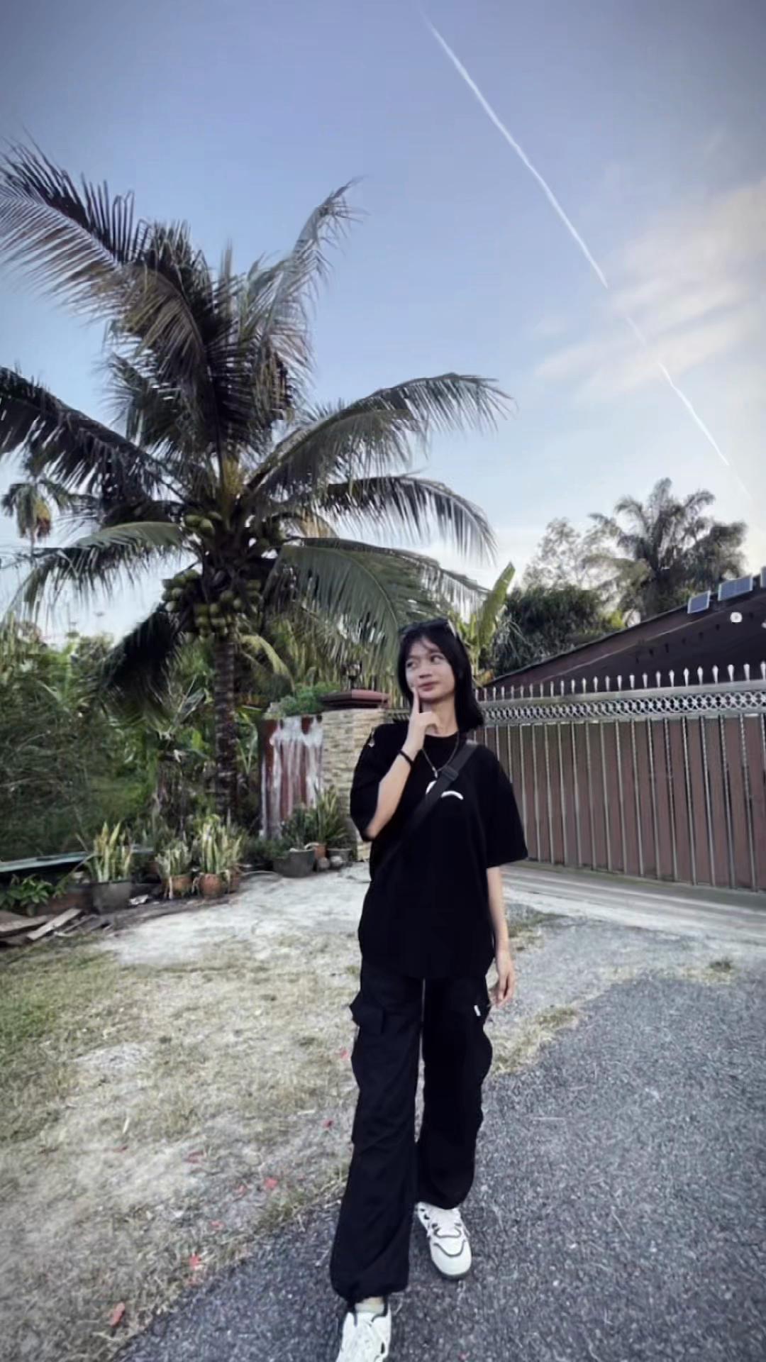 @RoNaᥫ᭡
