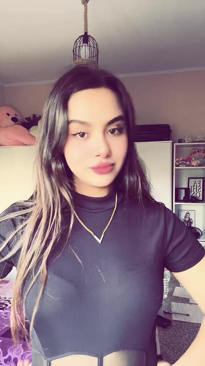 @🦄Wywy🦄