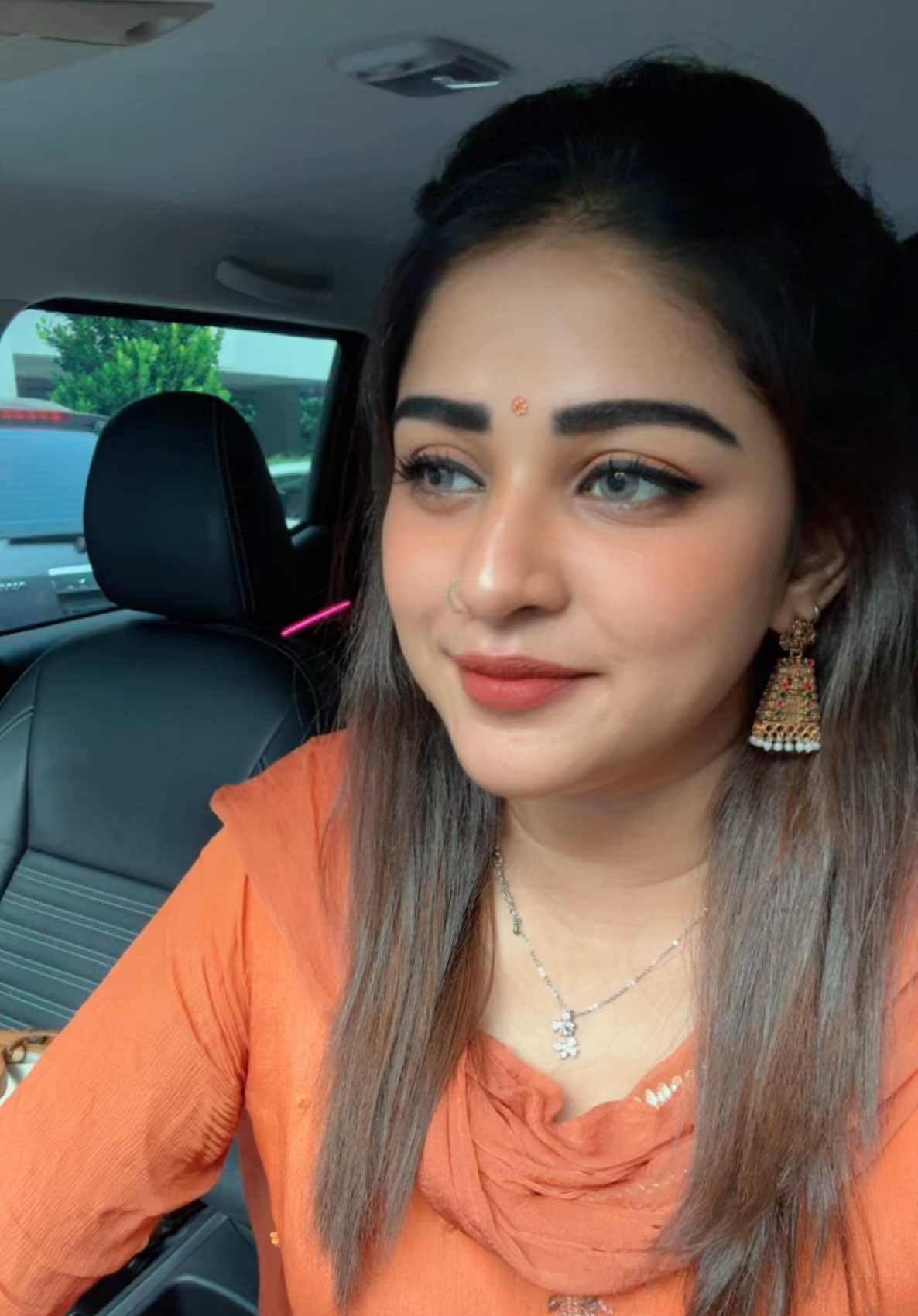 @shadhanadevi_17