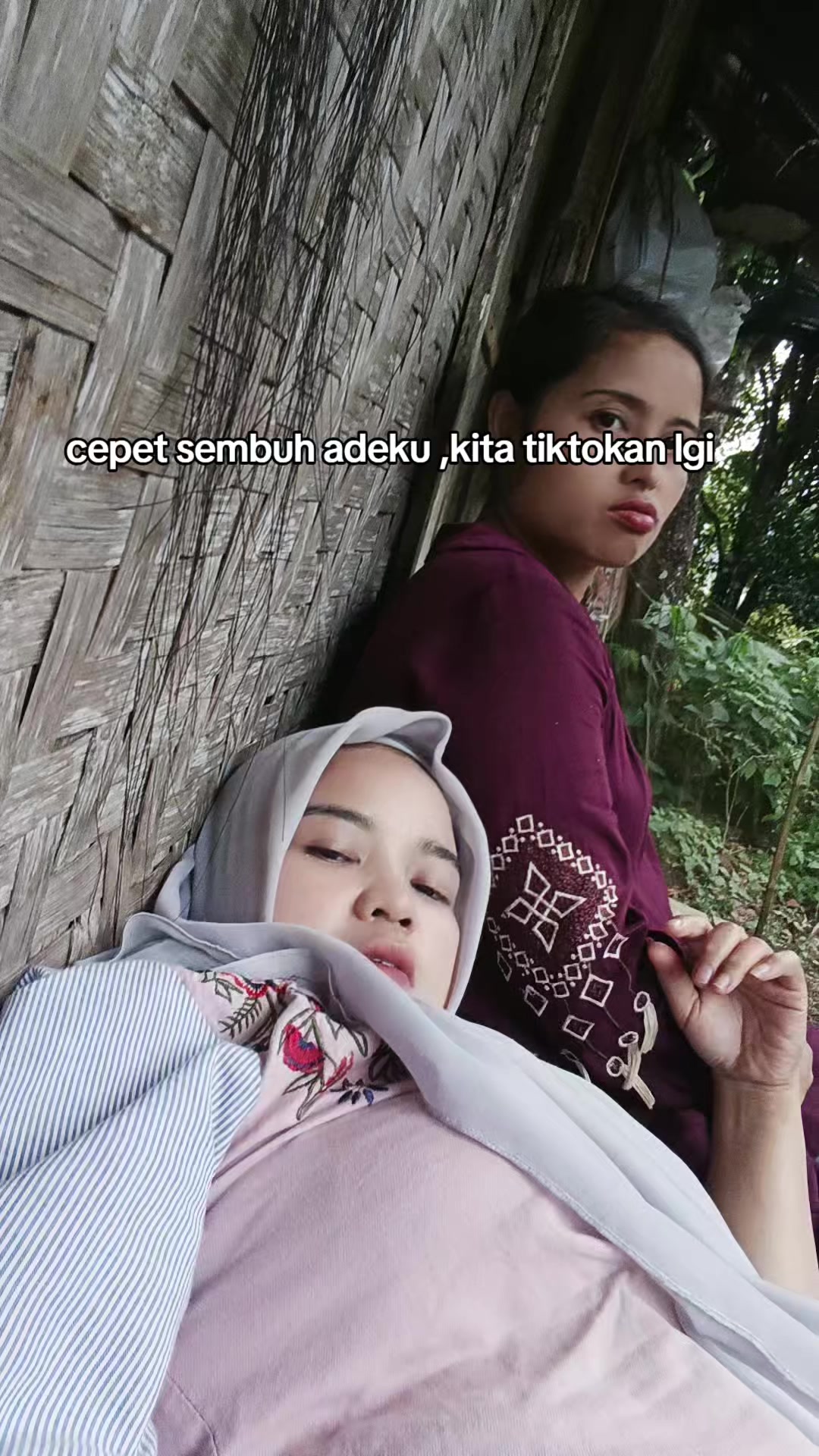 @dindaghaniya