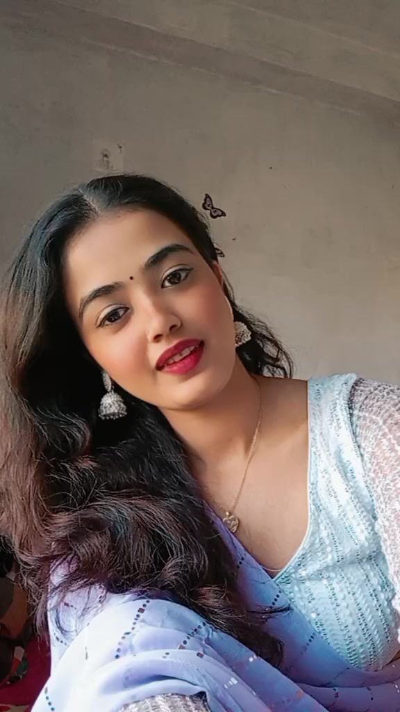 @Ashika🖤