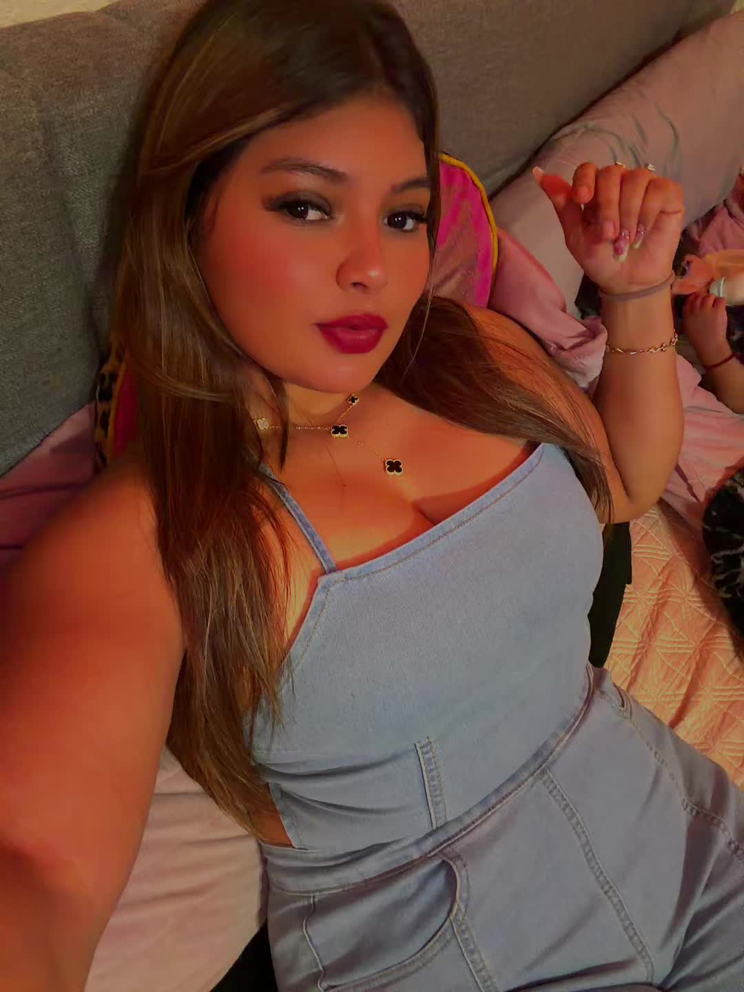 @𝓙𝓪𝓷𝓮𝓽𝓱🍒
