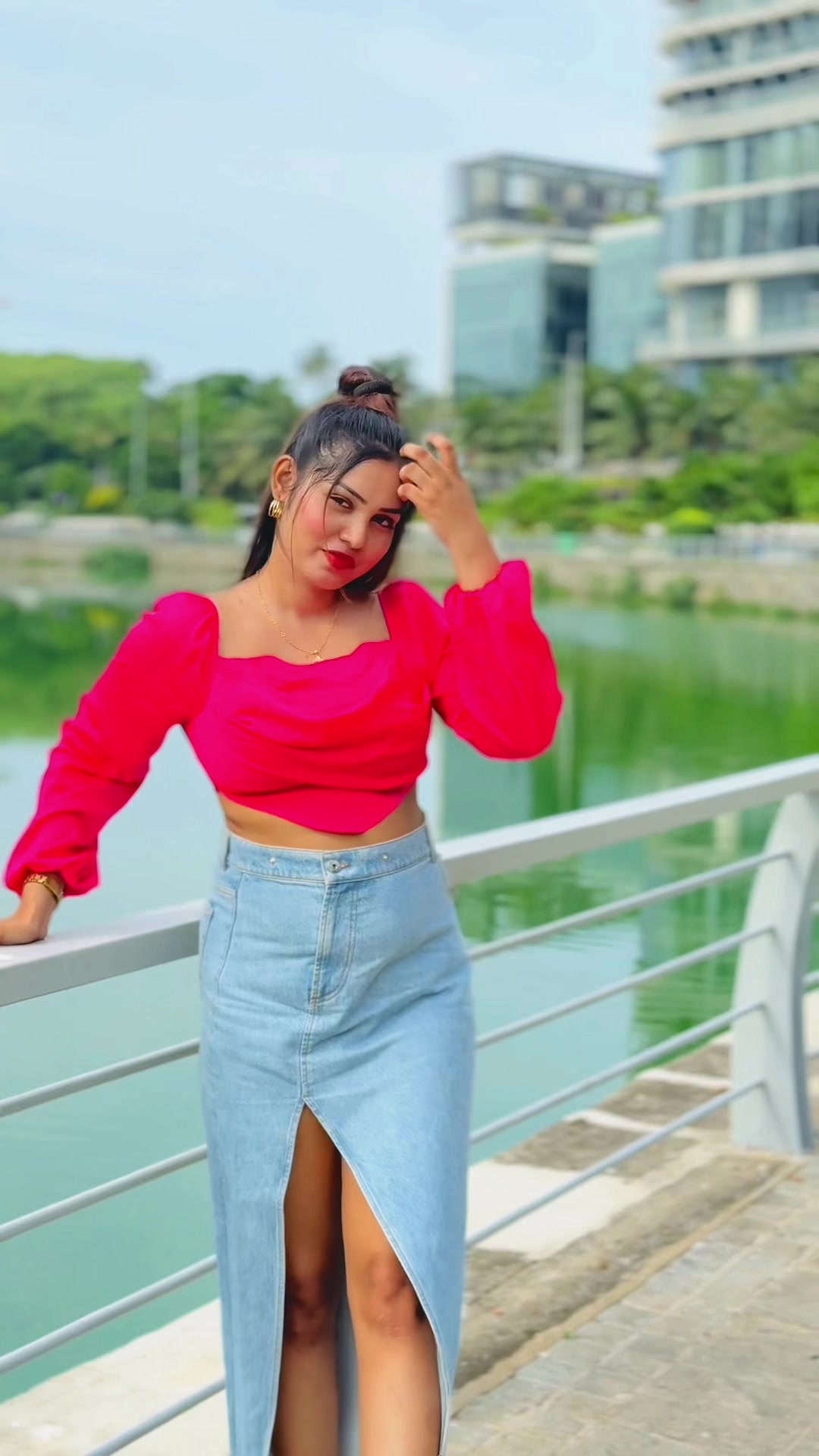 @Chathu Herath 🦋