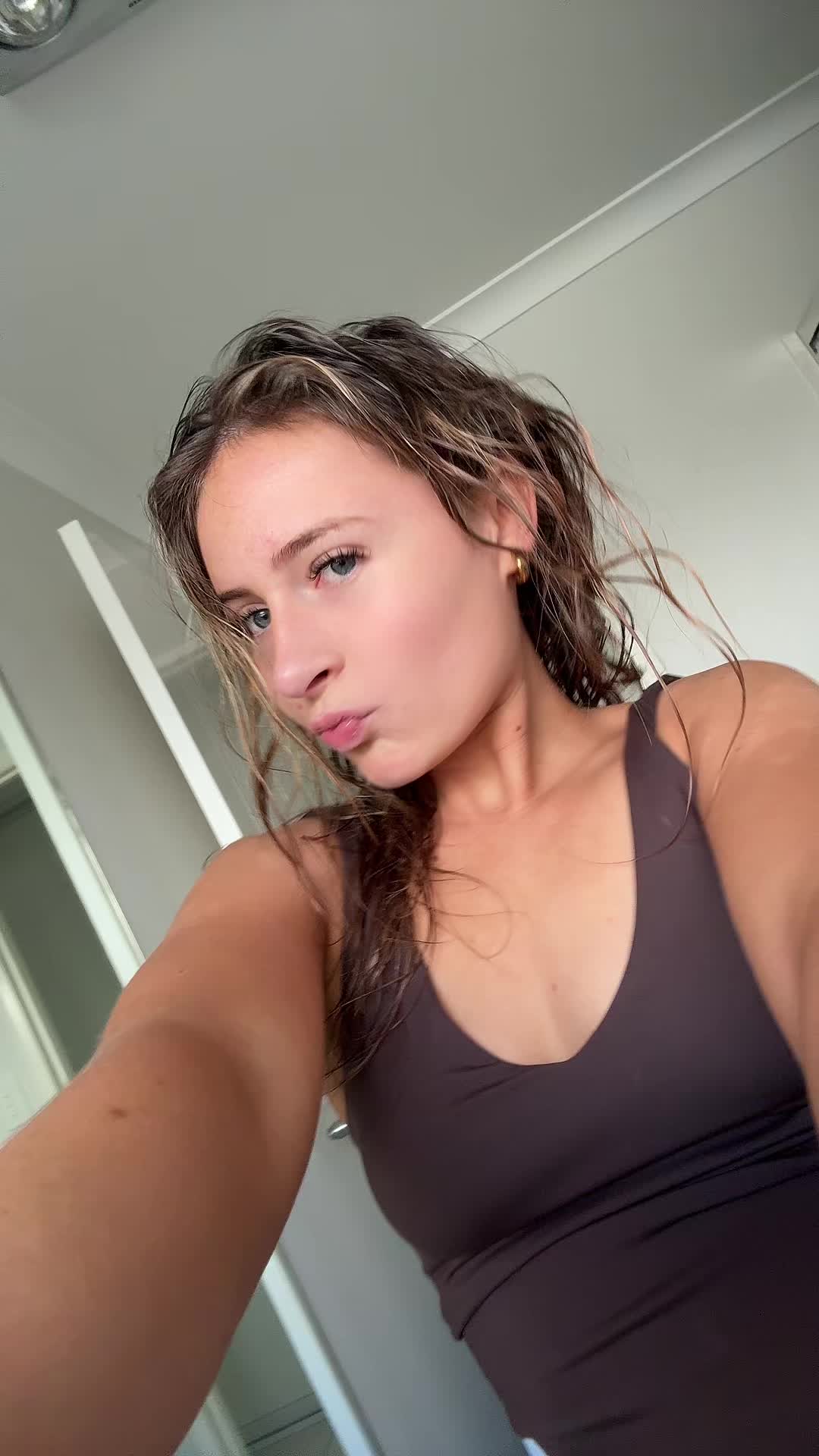 @domsspam_