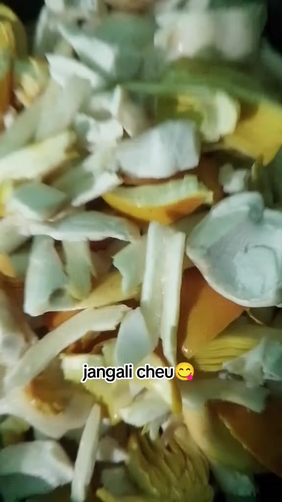 @बिना रसालि🥰