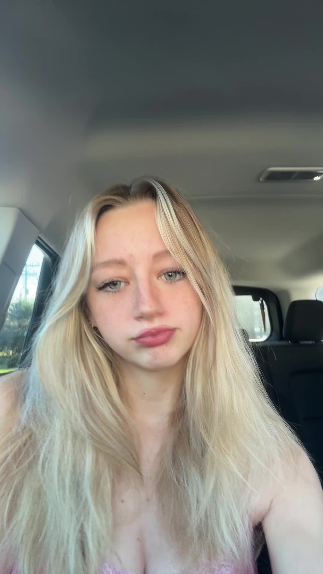 @thatweirdanimalgirl