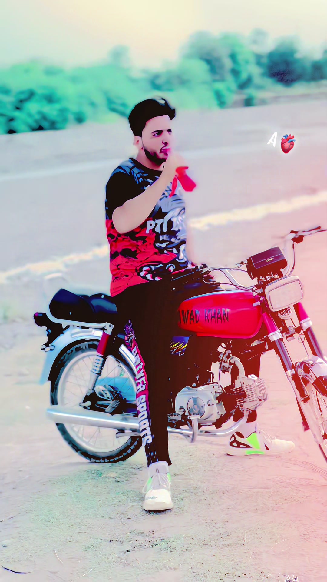 @🇵🇰معا ذ ❤️بادشاہ🥷🏻