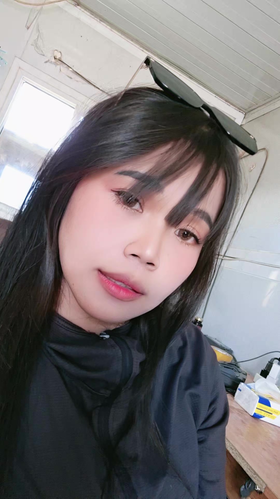 @Ni Ni (RINI)
