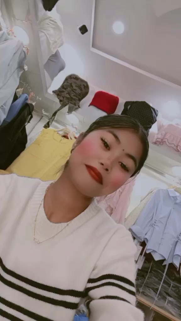 @Roshika 💫✨