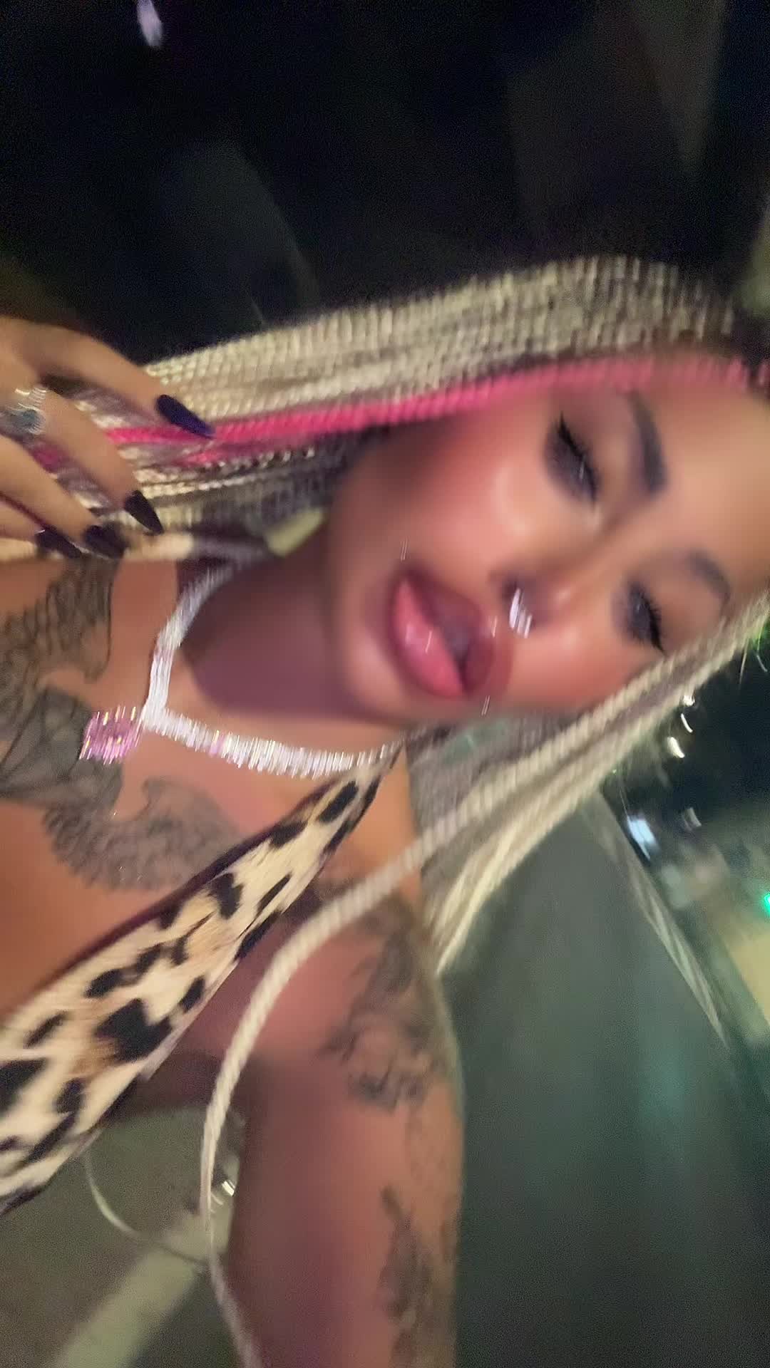 @thehardbarbie