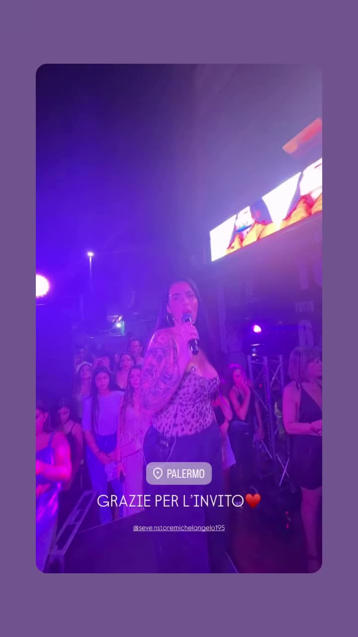 @sevenstorevialemichelangelo195