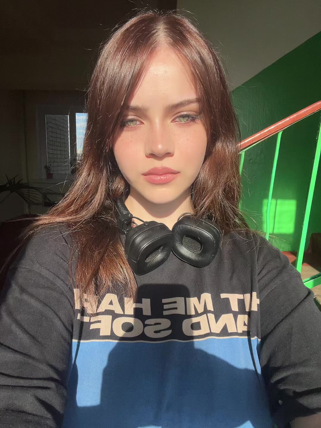 @Тгк:Метафору использовала