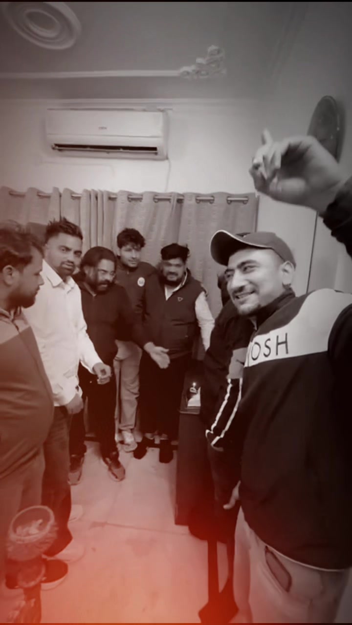 @Aaka$h 🤟😎😎
