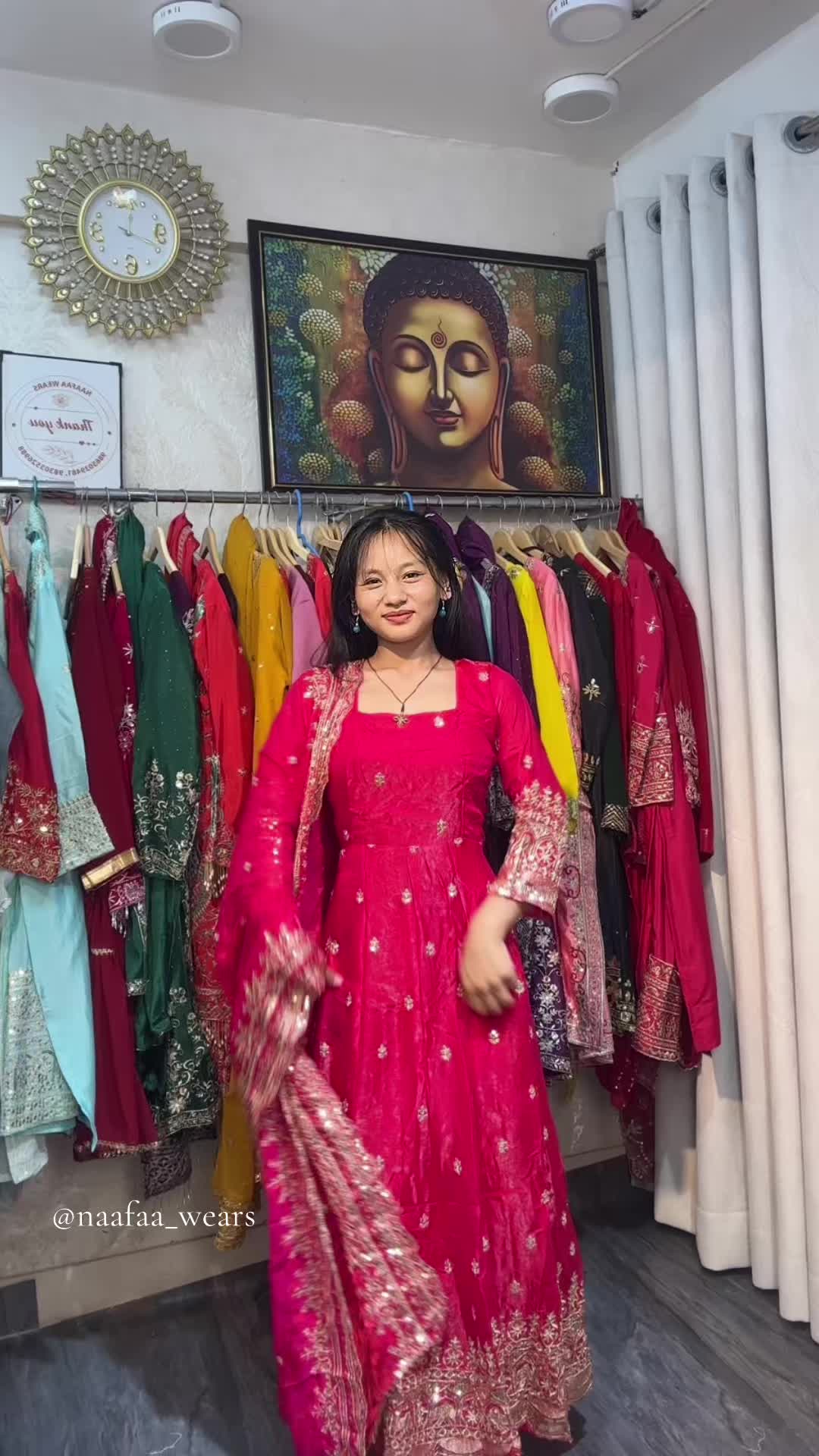 @NAAFAA CLOTHING STORE